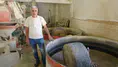 Modern çağın hızına inat: Bir asırlık değirmen taşları hala dönüyor
