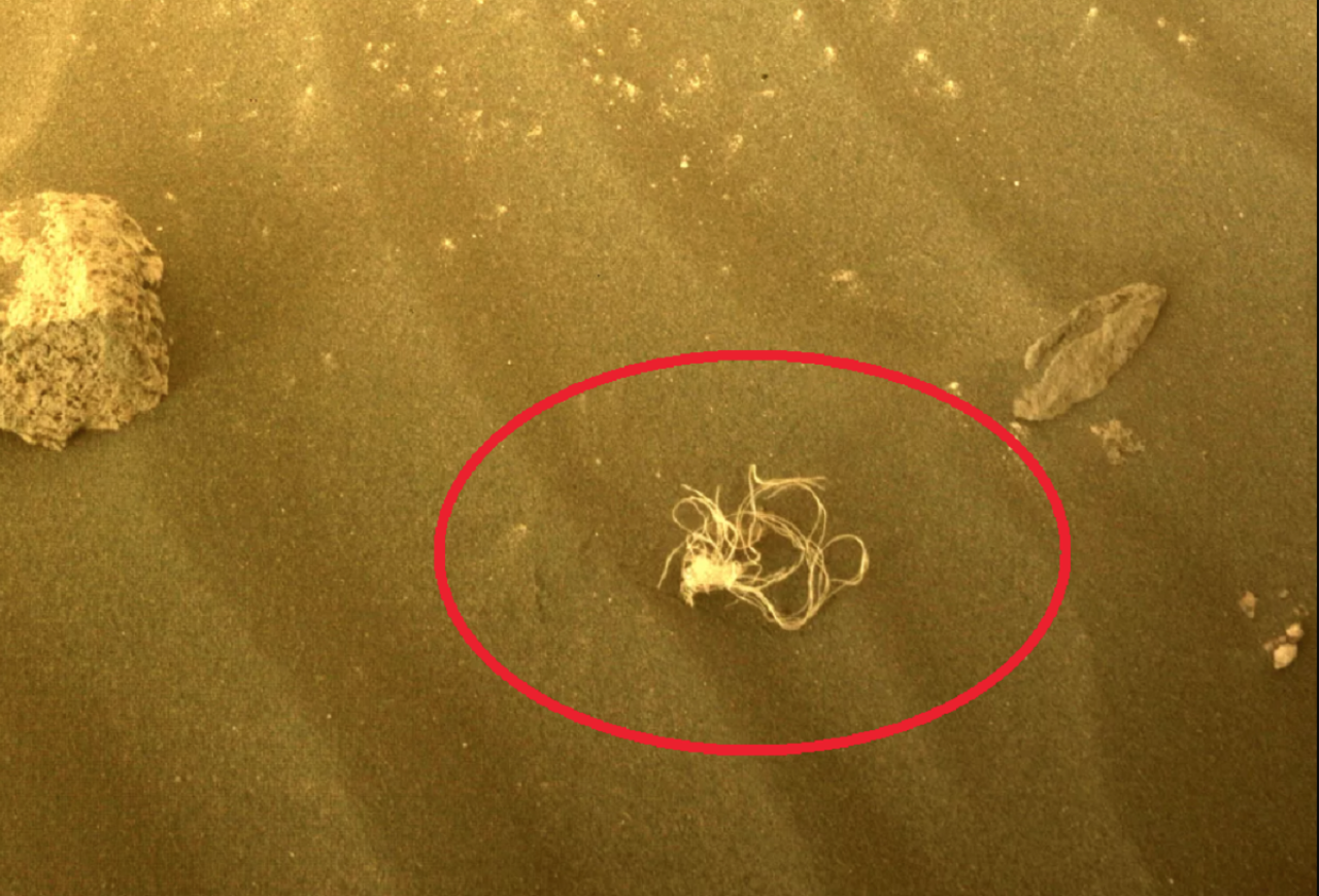 Mars’ta keşfedilen ip benzeri nesne sosyal medyayı karıştırdı