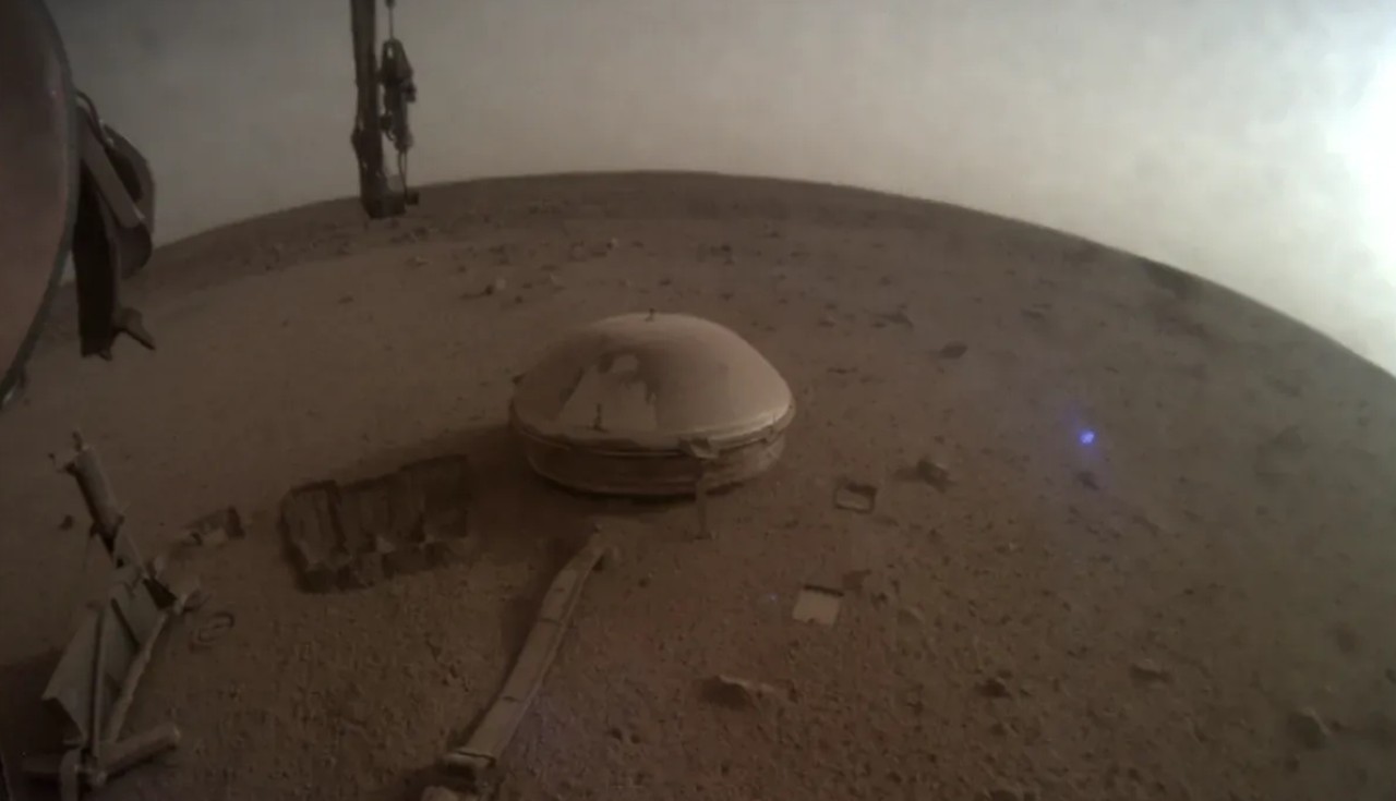 Bu görüntü,  NASA'nın InSight aracı tarafından çekilen son fotoğraf olabilir