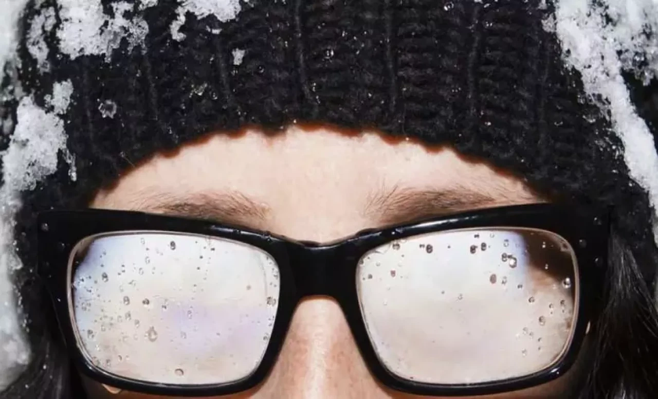 Gözlük camlarının buğulanmasını önleyecek yeni teknoloji!