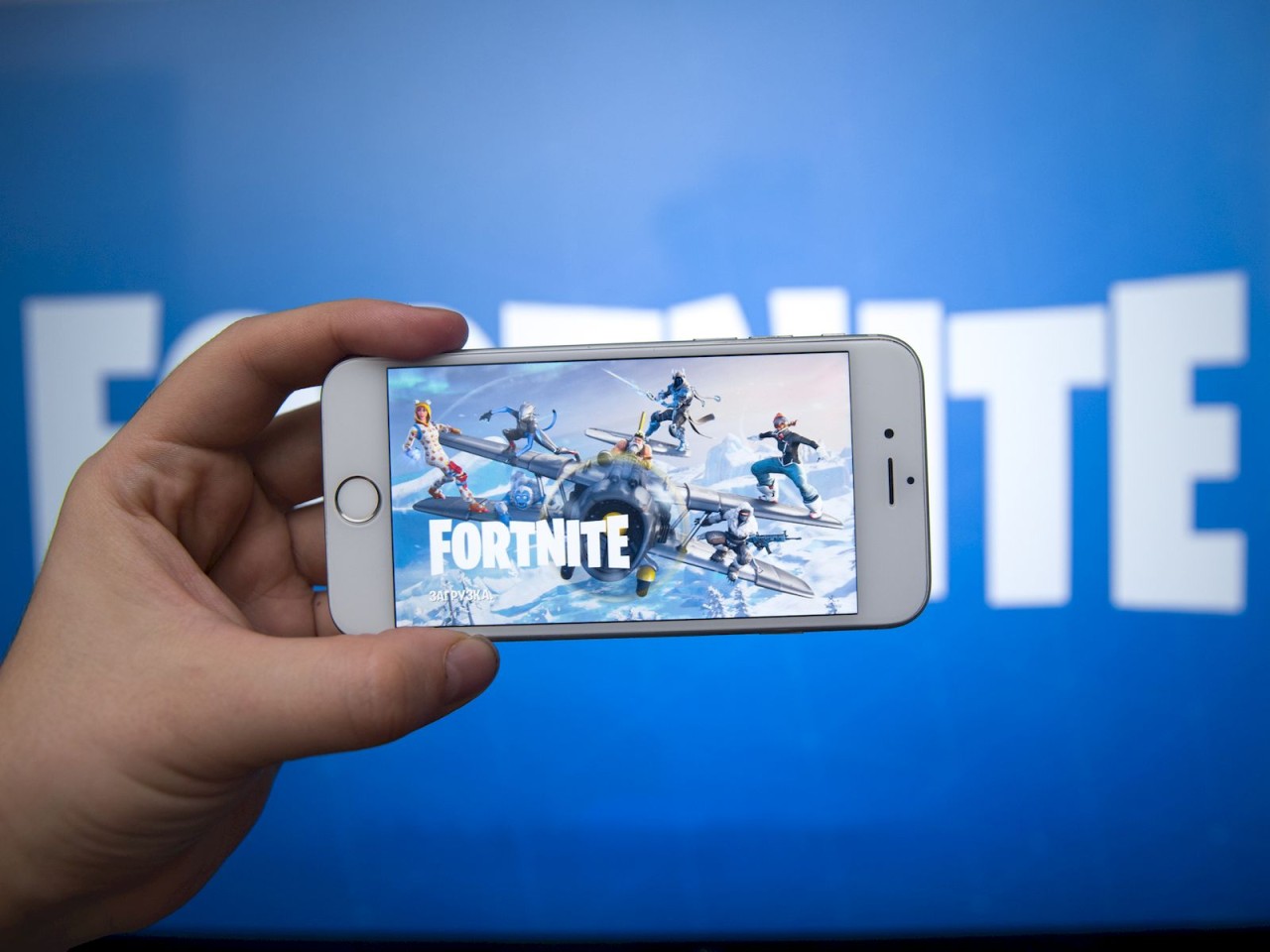Fortnite yeniden iPhone'lara dönüyor: Epic Games CEO'su duyurdu