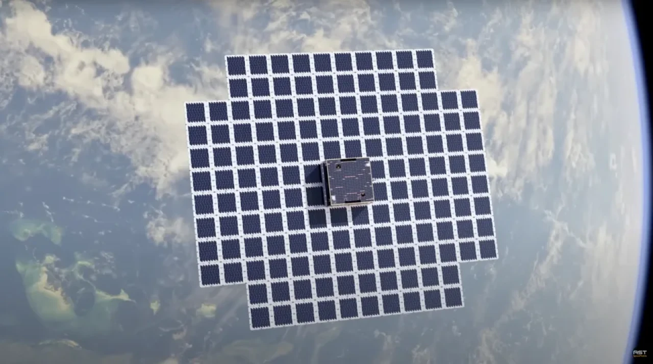 İnsan yapımı en parlak şey! Geceleri onu bir yıldız sanabilirsiniz...