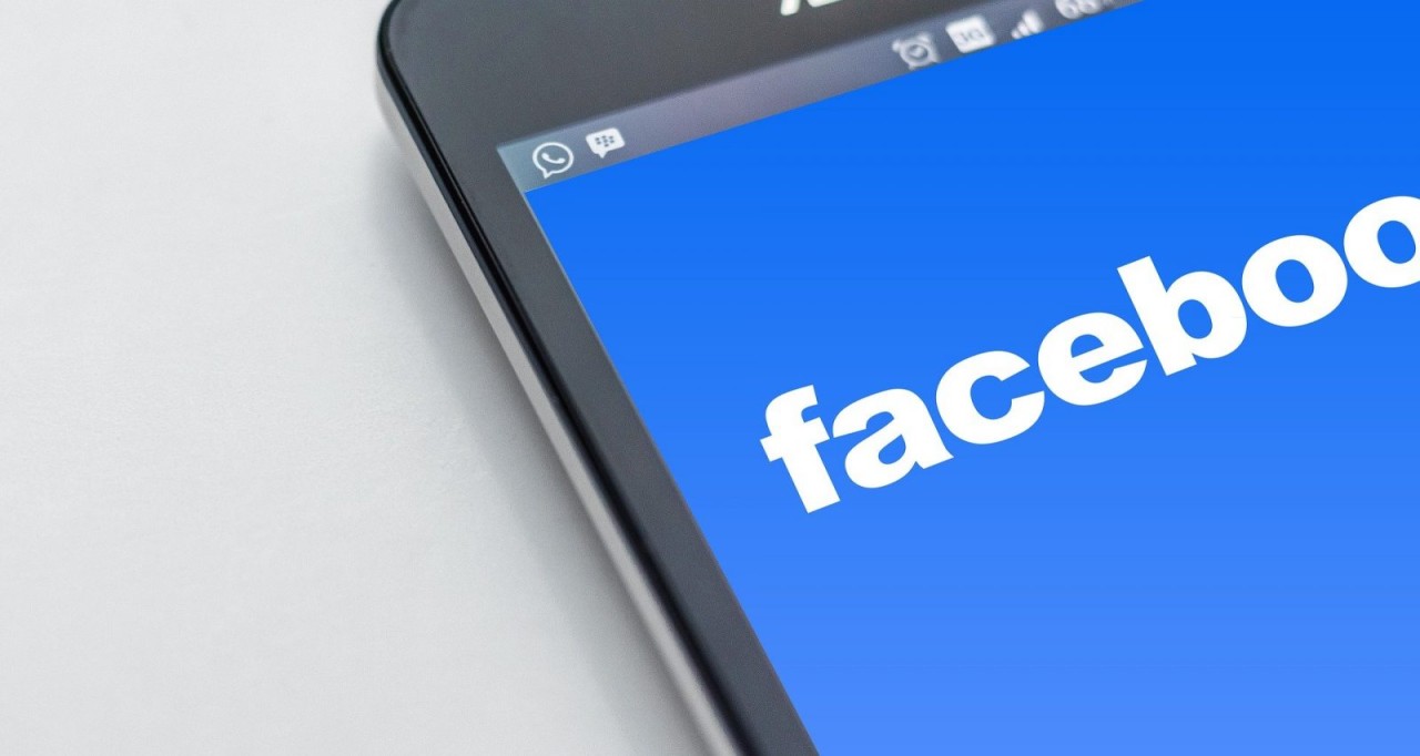 Facebook’tan sesli asistan geliyor