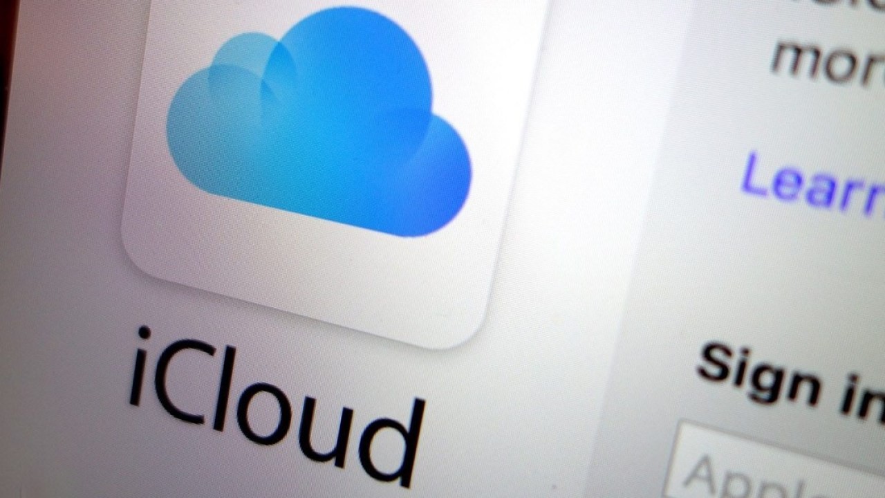 iCloud hesabı soyadı 'True' olduğu için kapatıldı...