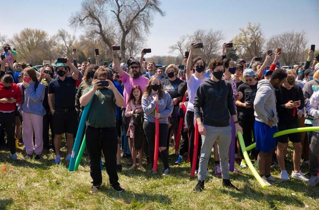 Josh kavgası gerçek oldu! 4 yaşındaki minik zafere ulaştı...