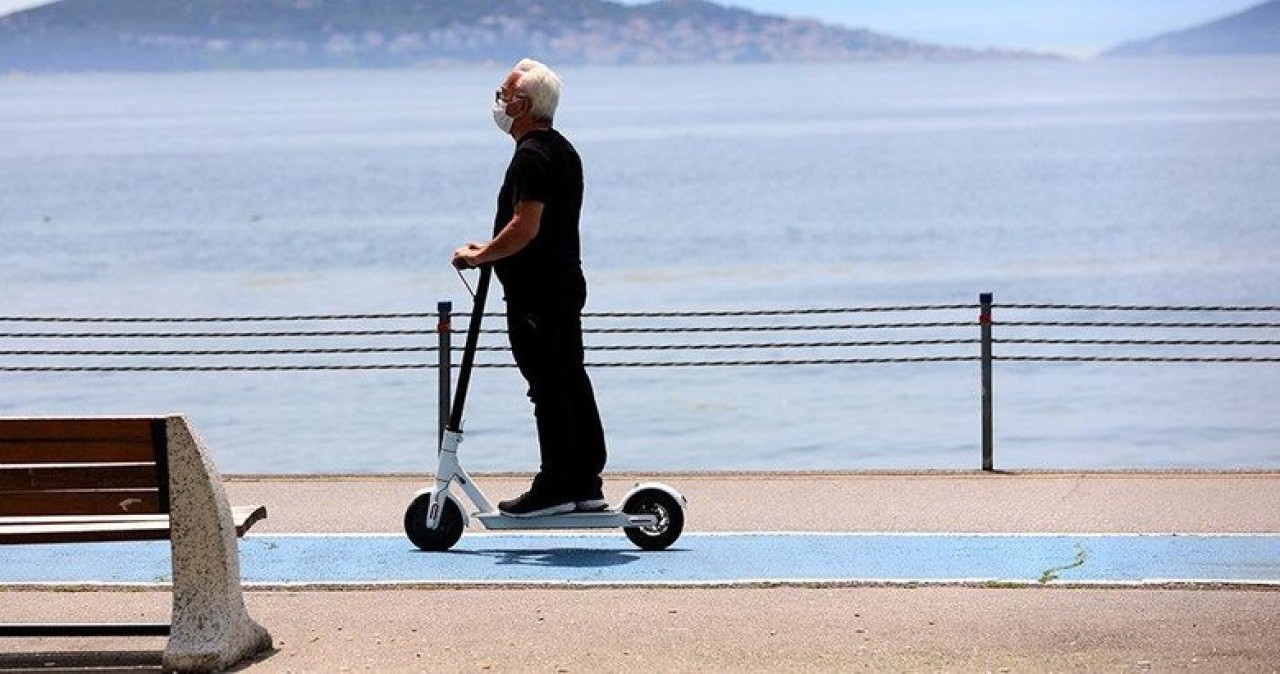 Elektrikli scooter yönetmeliği Resmi Gazete'de yayımlandı! Bu yasaklara dikkat!