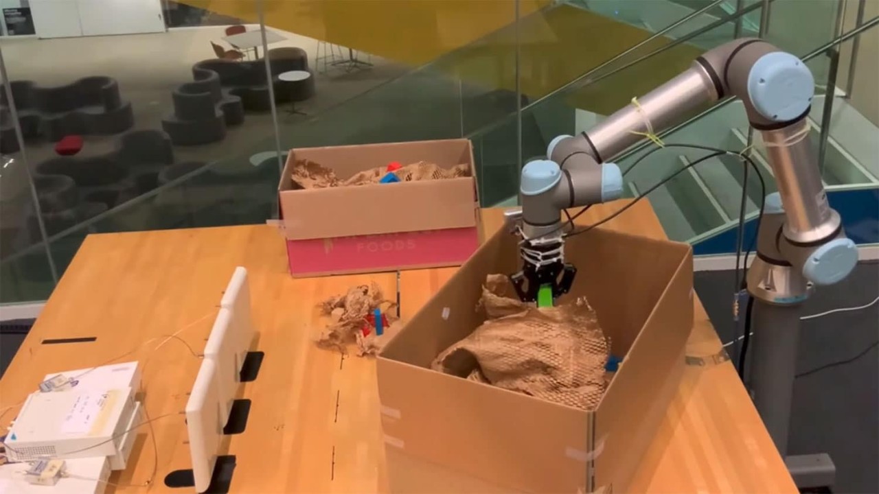 MIT robotu,  gizli nesneleri bulmak için radyo dalgalarını kullanıyor!