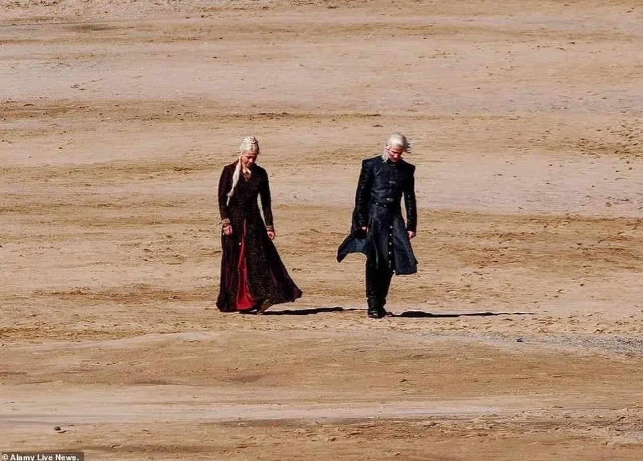 İşte yeni Game of Thrones dizisi House Of The Dragon'dan ilk görüntüler!