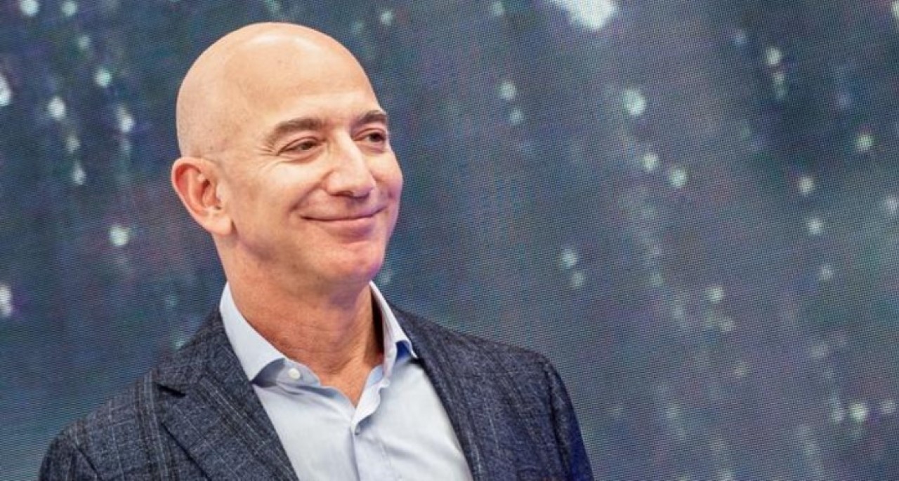 Jeff Bezos ve kardeşi Mark Bezos'un uzaya gidecekleri tarih belli oldu