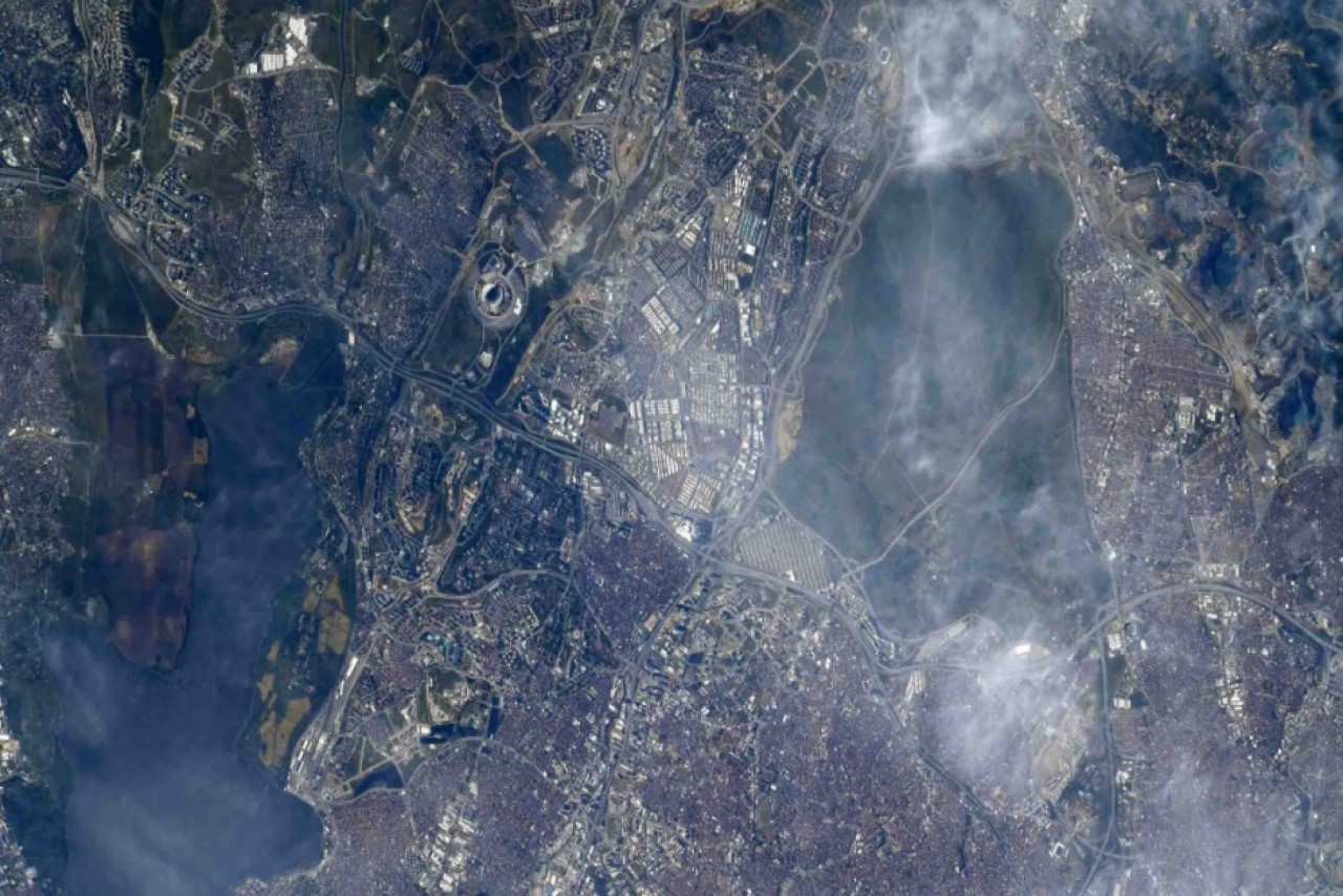NASA Astronotu,  İstanbul'un uzaydan çekilmiş bir fotoğrafını paylaştı
