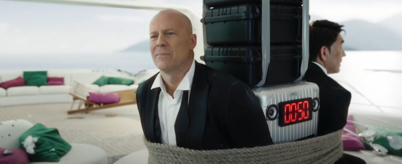 Bruce Willis aslında oynamadığı reklamdan 2 milyon dolar kazandı! Nasıl mı?