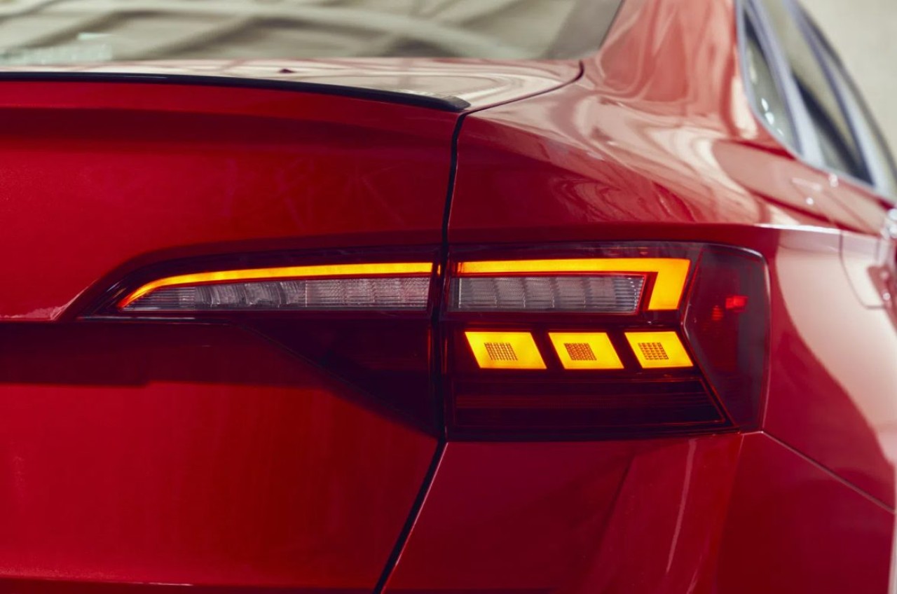 Biz Egea sandık ama... 2022 model Volkswagen Jetta tanıtıldı!