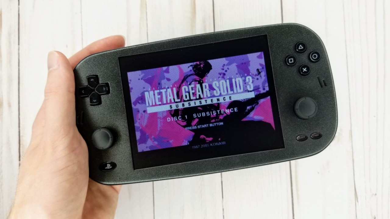 Taşınabilir bir PS2 mi? Hayaller gerçek oldu,  yani kısmen...