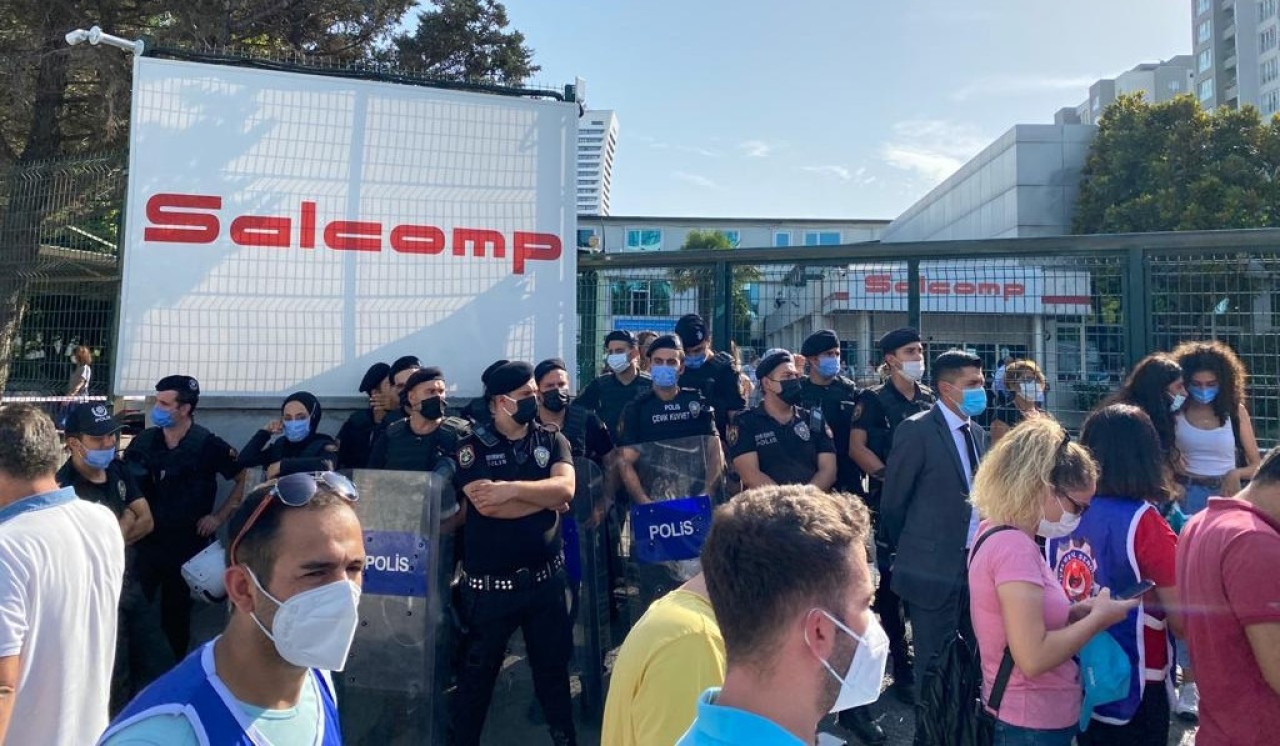 Xiaomi Türkiye fabrikasındaki "sendika" krizi büyüyor! İşçiler eylemde...