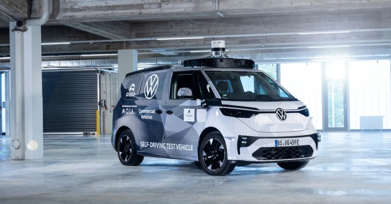 Volkswagen'ın ilk otonom ticari aracı ID Buzz AD tanıtıldı