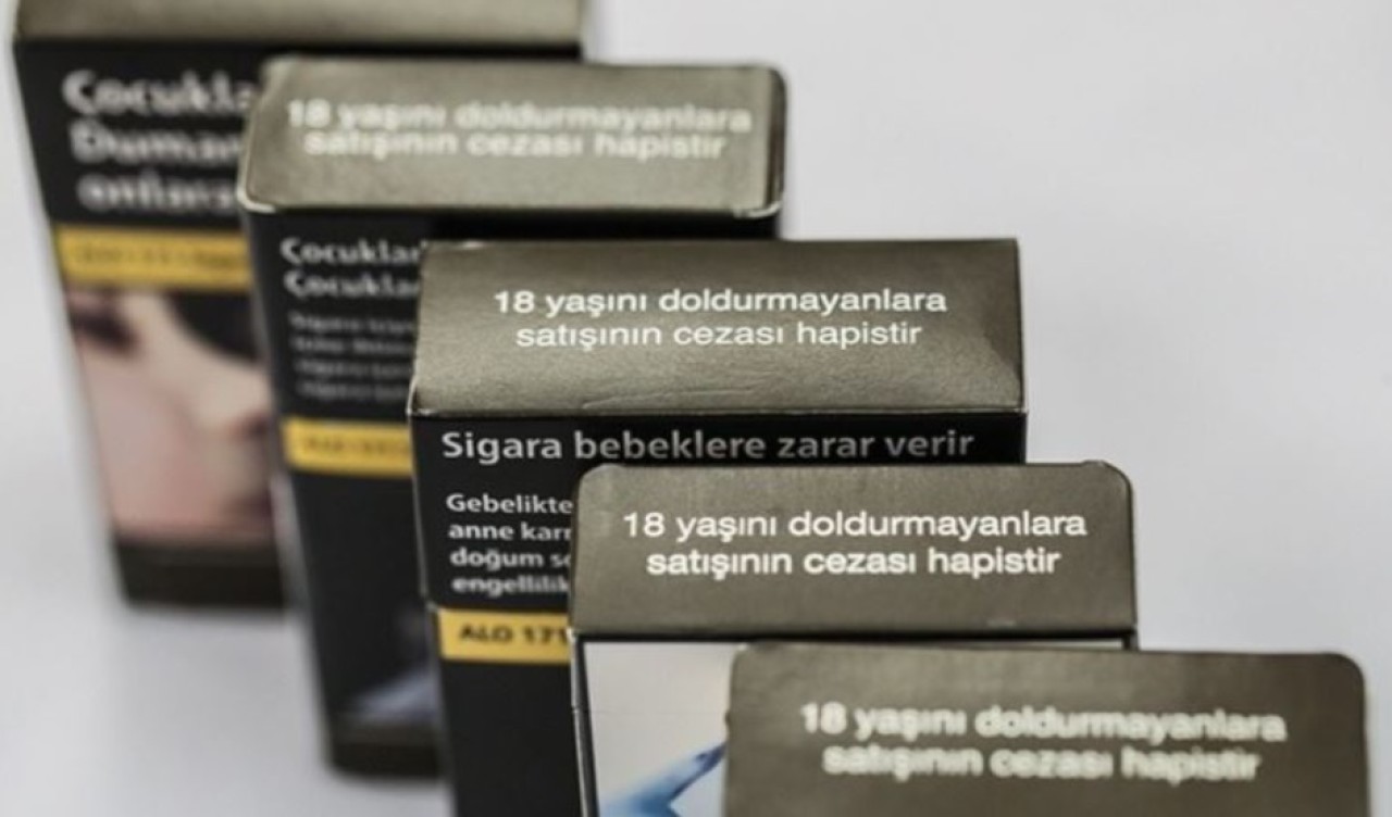 Yeni yönetmelik ile sigara paketlerinde değişikliğe gidildi
