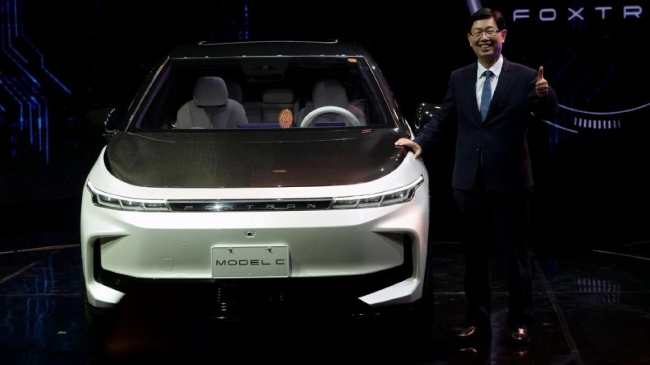 iPhone tedarikçisi elektrikli araç prototiplerini tanıttı! Apple Car'ın habercisi mi?