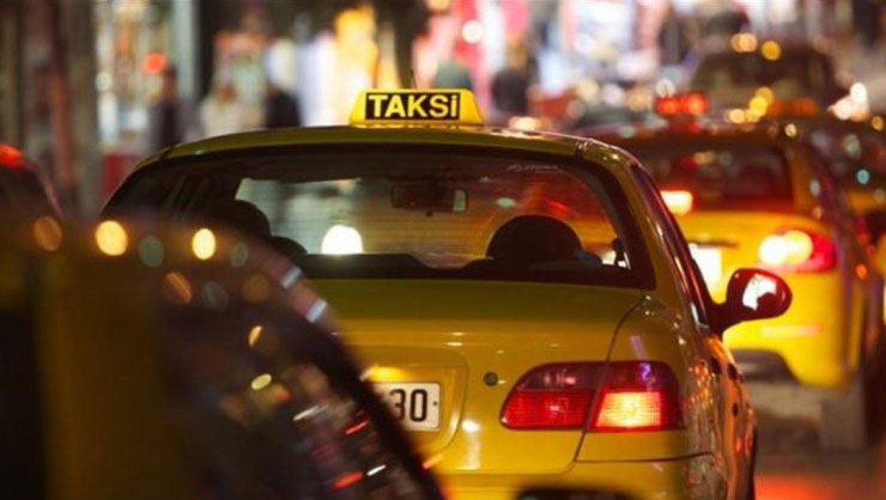 Taksi krizi devam ediyor: Plakalar elden ele geçmeyecek