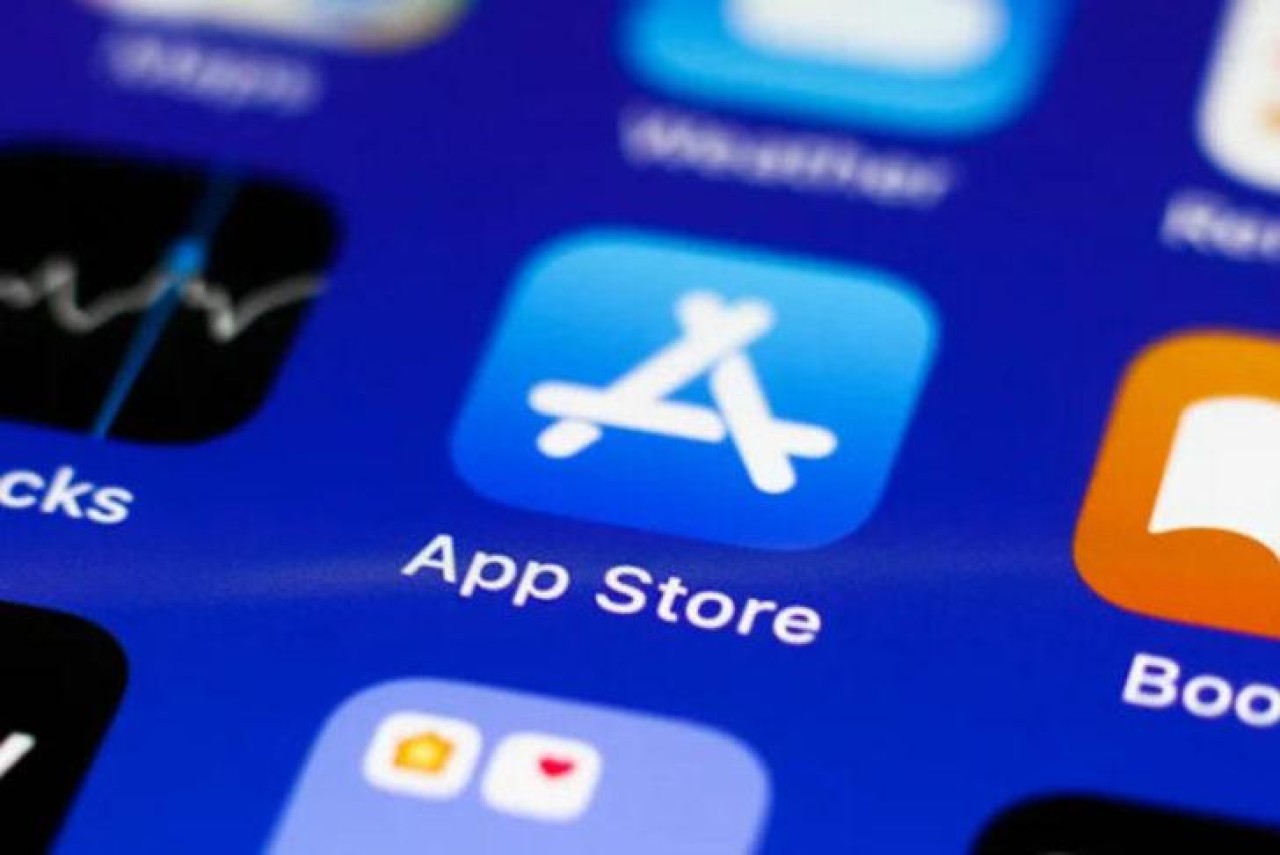 Apple zamlara devam ediyor! Dolar kuru App Store'u da vurdu...