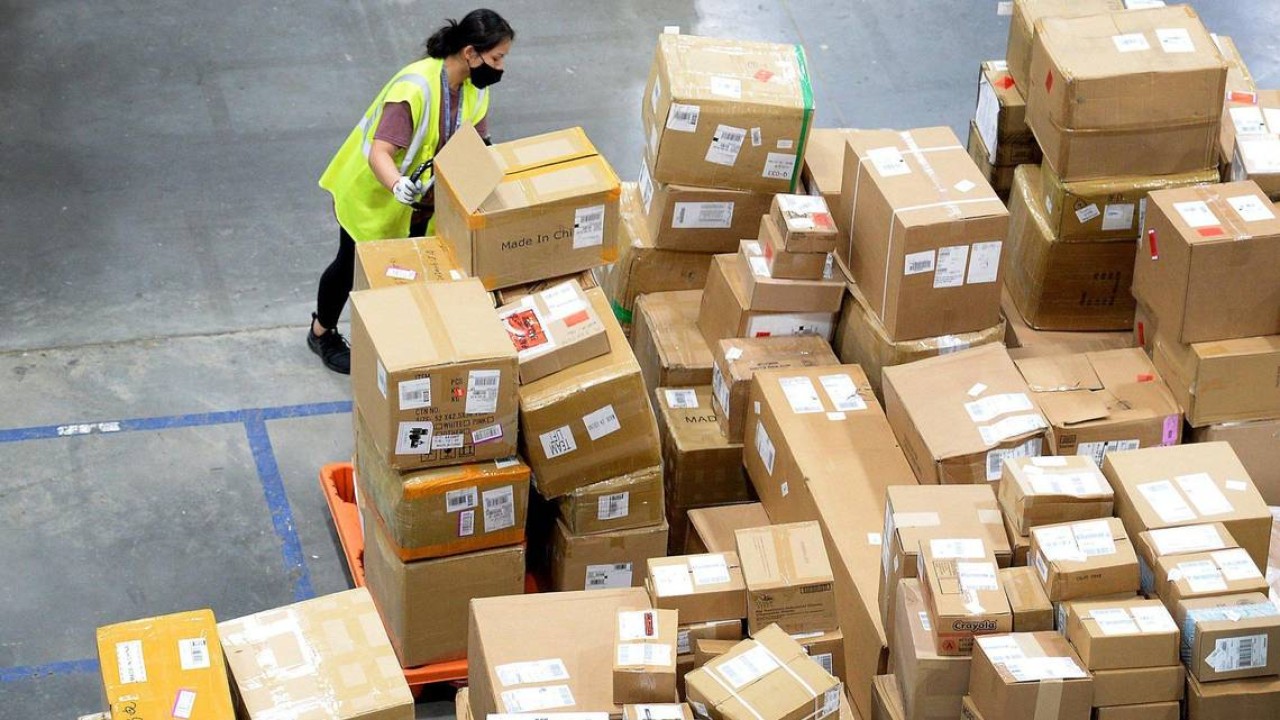Amazon depo yöneticisi,  273 bin dolarlık bilgisayar parçası çaldı!