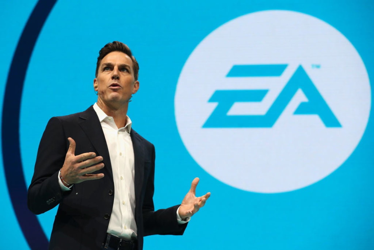 EA CEO'sundan sert sözler! FIFA ismine veda ediliyor...