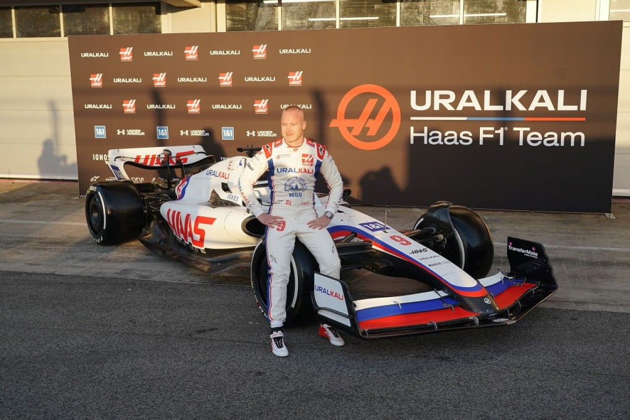 Haas,  Rus pilot Mazepin ve Rus sponsor Uralkali ile yollarını ayırdı!