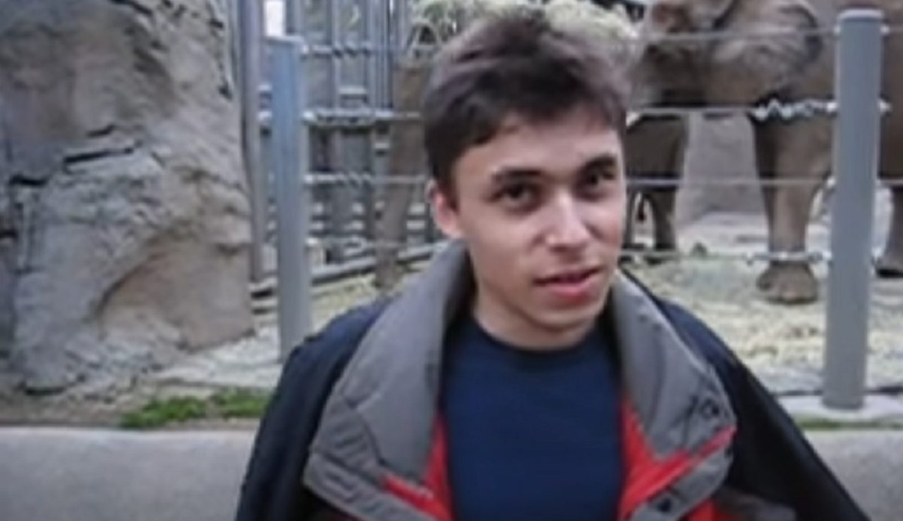 İşte YouTube'a yüklenen ilk video! Tam 17 yıl oldu - VİDEO