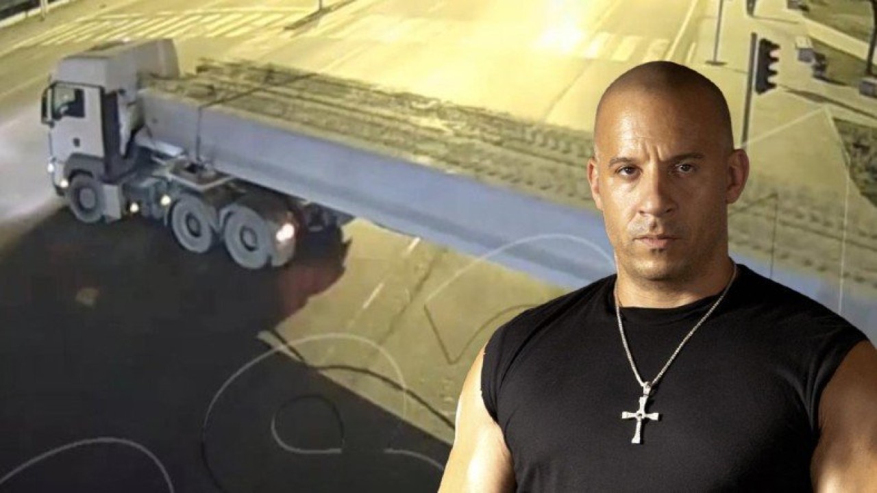 Hızlı ve Öfkeli işine bak: Samsun'da bir araba TIR'ın altından geçti - VİDEO