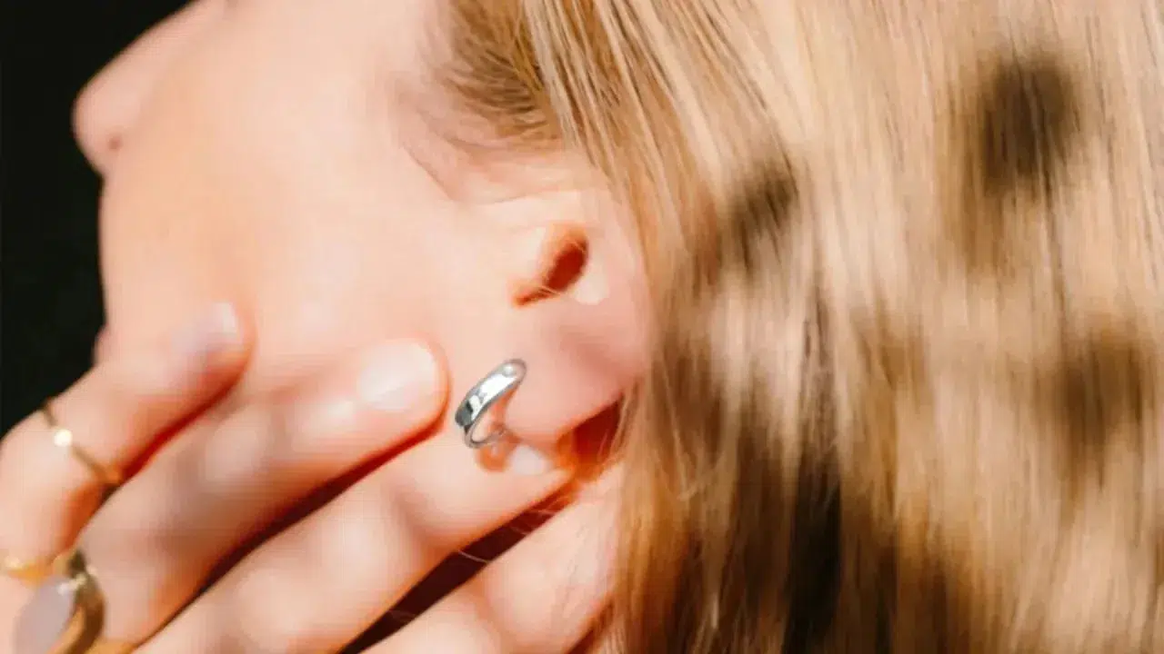 Küpeler de akıllandı: Kan akışını kulaktan ölçen Lumia 2!