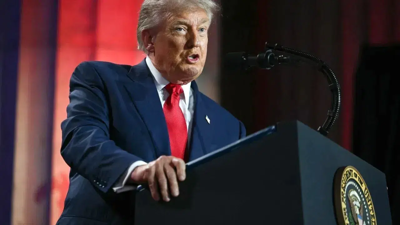 Donald Trump Yapay Zekaya Dair Kritik Kararnameyi İmzaladı