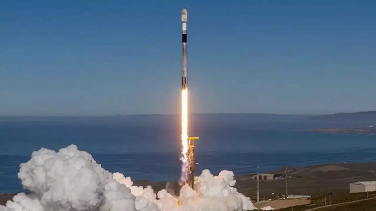 FERGANİ'den tarihi adım: Uzayda ilk görevine başladı!