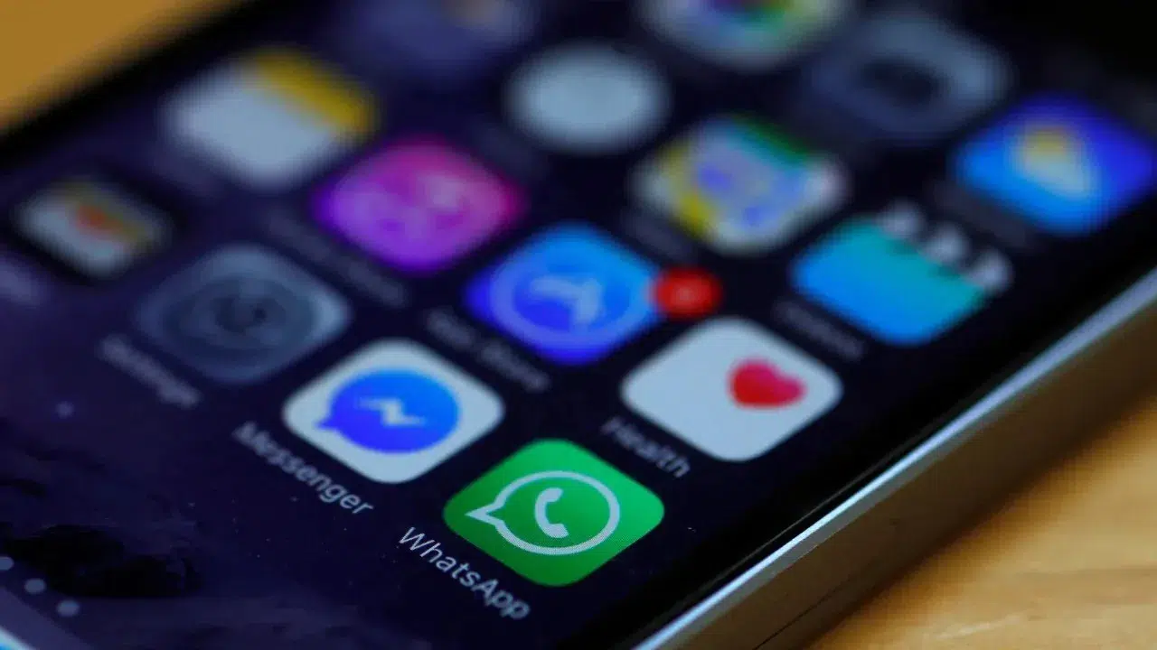 Apple ve WhatsApp'tan Yenilik: Kullanıcı Arayüzü Değişiyor