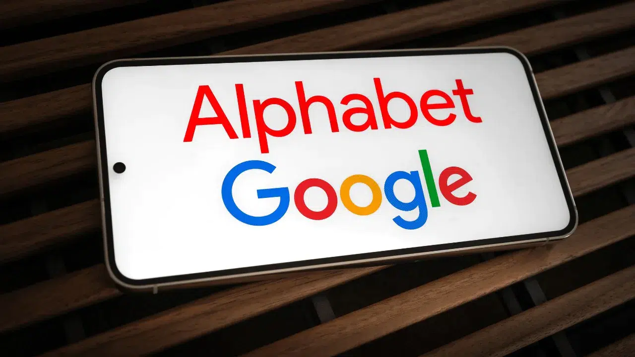 Alphabet, Üçüncü Çeyrekte 102,3 Milyar Dolar Gelir Elde Etti