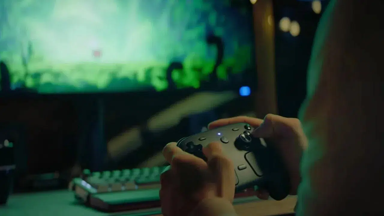 Valve Yeni Nesil Oyun Konsoluna Geri Döndü: Deck'in 6 Katı Güçlü Steam Machine Yolda