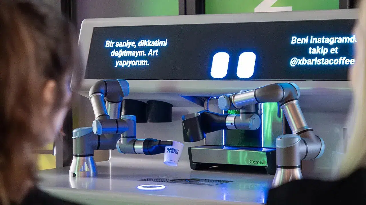 Türk Şirketi Geliştirdi: Kahveye Robot Eli Değdi