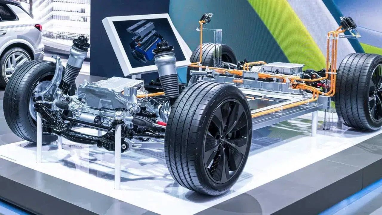 Almanya'nın Elektrikli Araçlarda 1000 Volt Hamlesi Nedir?