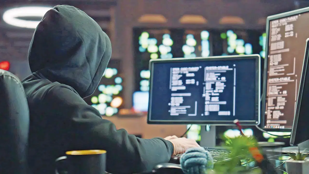 Dijital Kuşatma: Sıcak Çatışmaların Yeni Cephesi Nedir?