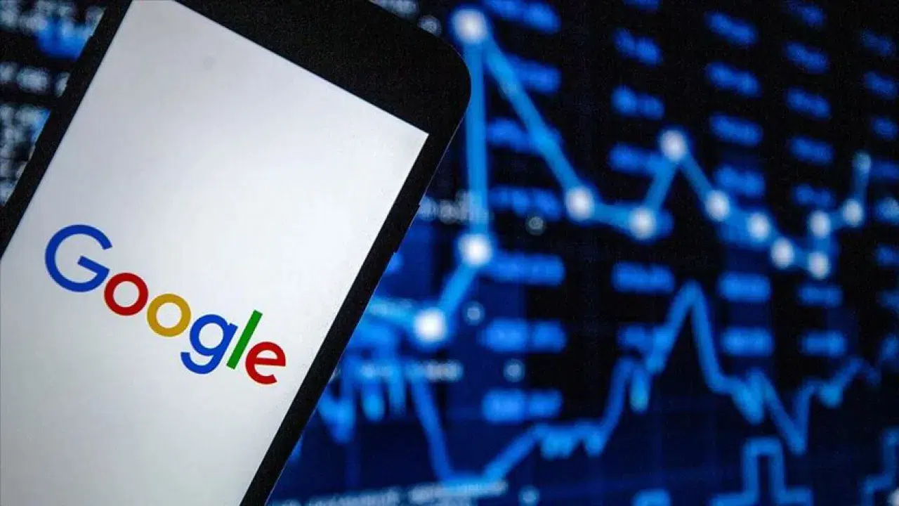 Google, akıllı telefon bataryalarını sömüren uygulamaları nasıl etiketliyor?