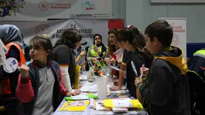 Kastamonu'da Bilim Rüzgarı: 35 Atölye Kapılarını Genç Mucitlere Açtı