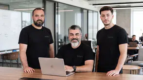 Dijital vitrin artık yapay zeka: Markaların yeni savaş alanı 'cevaplar' oldu