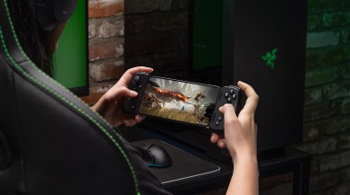 Razer'ın mobil kontrolörü iPhone'lar için geldi: Razer Kishi V2