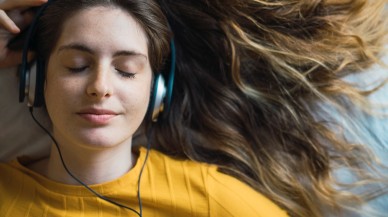 Bu şarkılar stres seviyenizi azaltıyor: Rahatlamak için dinleyin