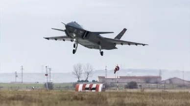 Bayraktar Kızılelma savaş uçağının ilk uçuşu Baykar'da kutlanıldı!