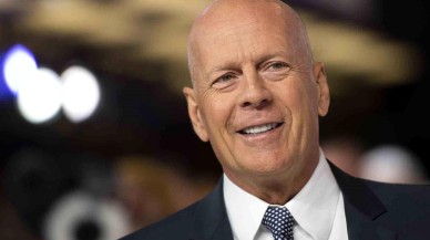 Bruce Willis'ten üzücü haber: Tedavisi olmayan bir hastalığa yakalandı