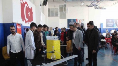 Cizre’de öğrencilerin eserleri proje şenliğinde sergilendi