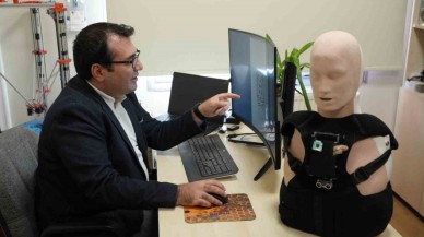 Görme engelli bireylerin hayatı ’Rehber Göz’ ile kolaylaşacak