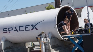 Elon Musk'tan İstanbul trafiğini çözecek 'Hyperloop' yorumu