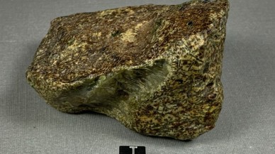 Uzaydan gelen en yaşlı cisim Sahra Çölü'nde bulundu!