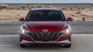 Yeni nesil Hyundai Elantra Türkiye'de! İşte fiyatı...