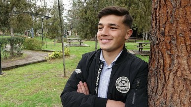 Apple'ın yeni yüzü Trabzon'dan! 17 yaşındaki Mert'e davet...